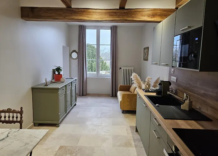 Château De La Follie - Le Bourgot *